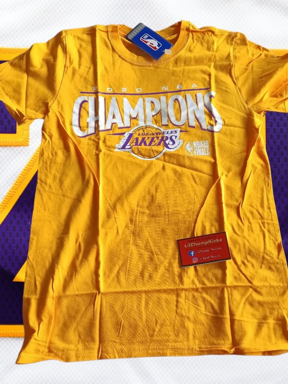 Fanatics Los Angeles Lakers Gold 'Champions' Short Sleeve Tee